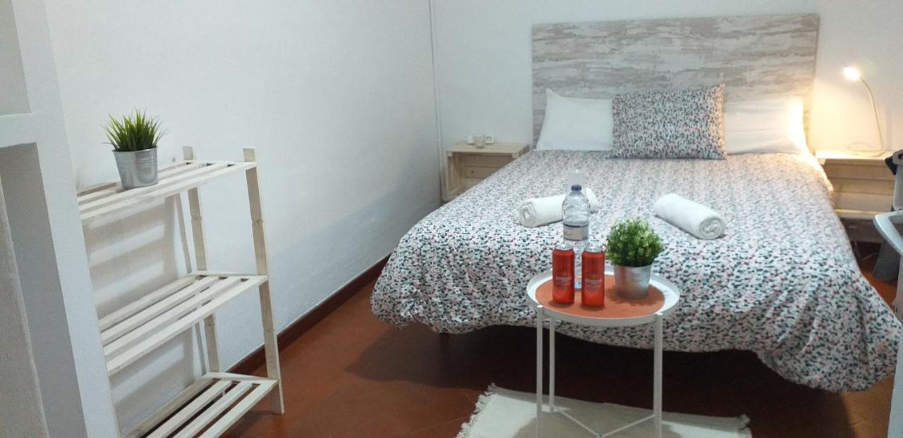 Break In Gothic Hostal Guest house